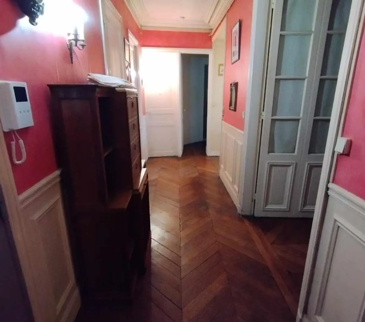 Chambre Spacieuse - Trocadero Paris 0*,  France