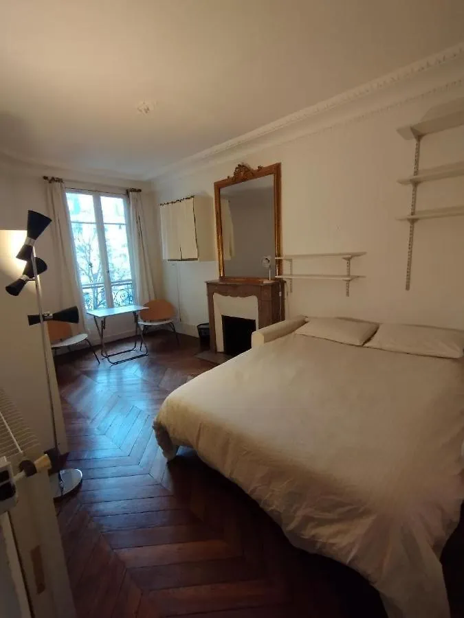 Chambre Spacieuse - Trocadero Paris